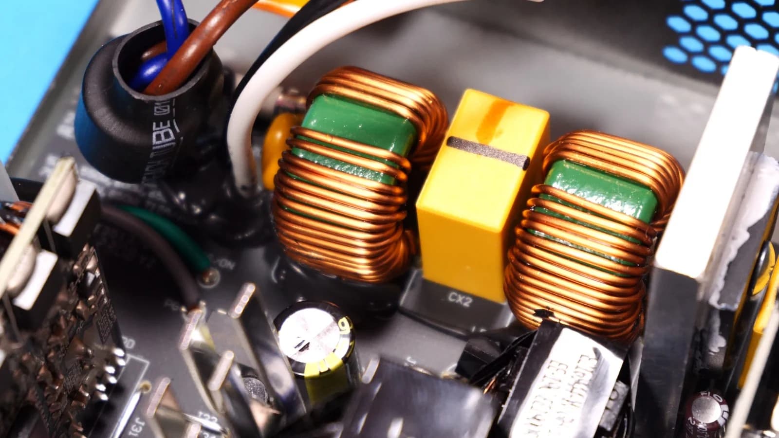 bobinas y componentes deepcool