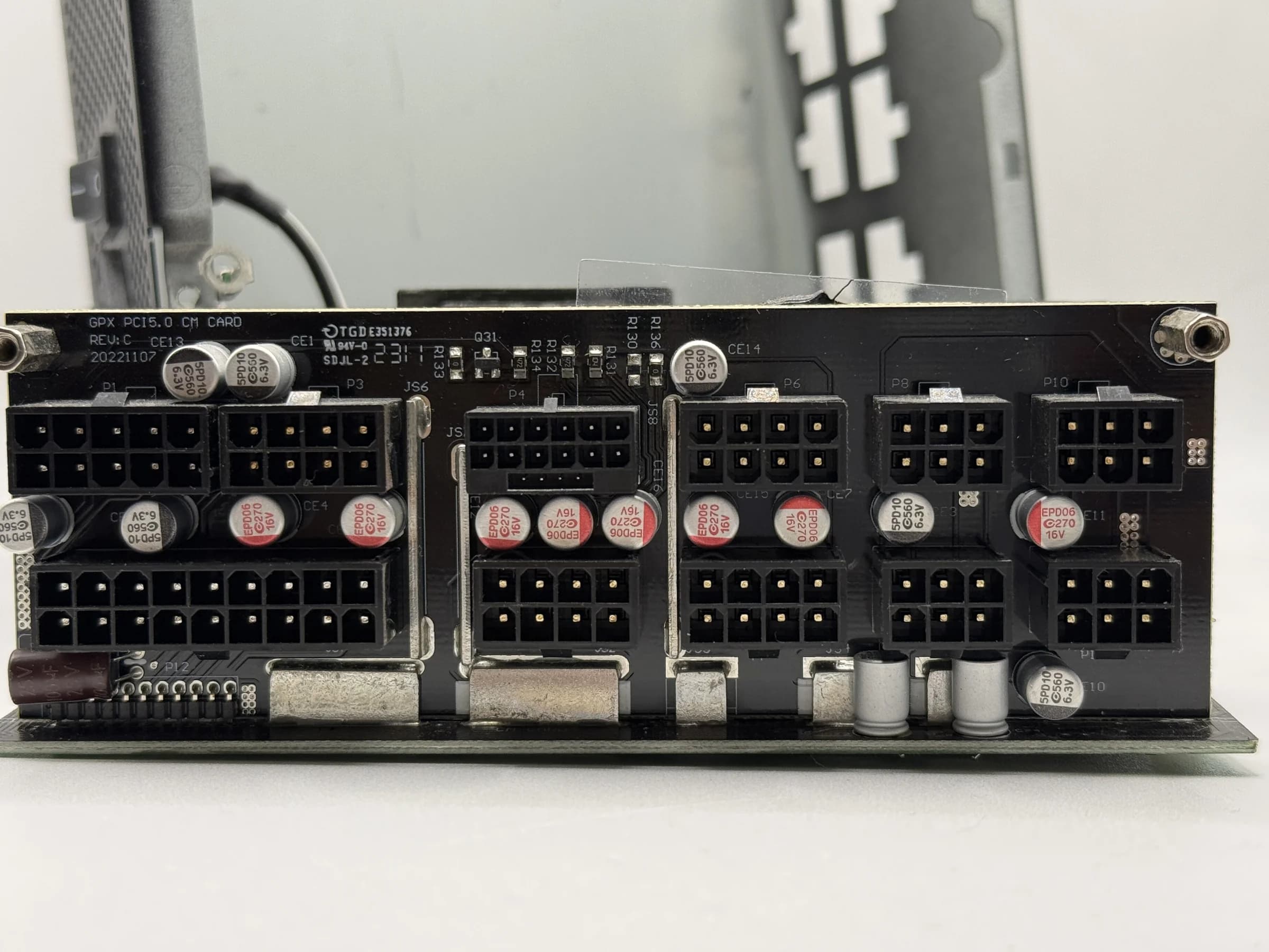 MSI_A850GL_Conectores_Modulares (2)