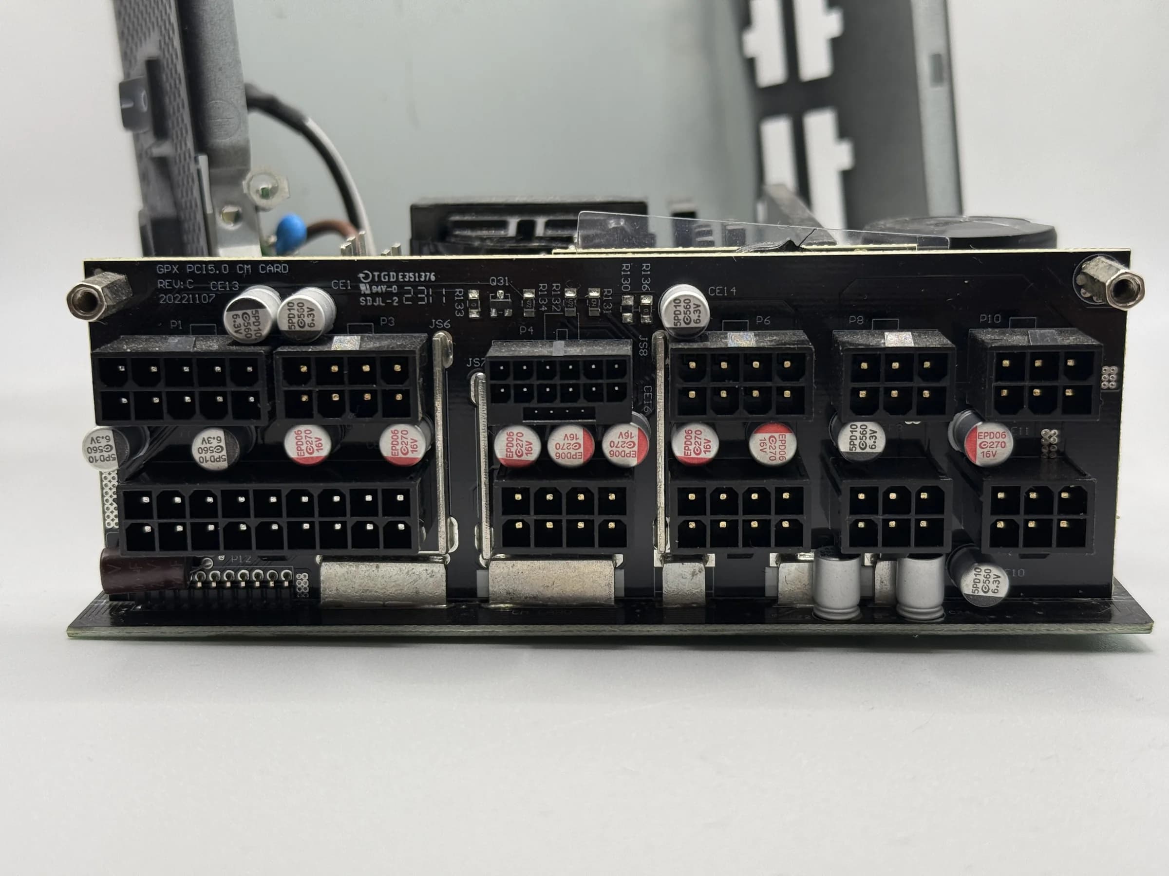 MSI_A850GL_Conectores_Modulares_4