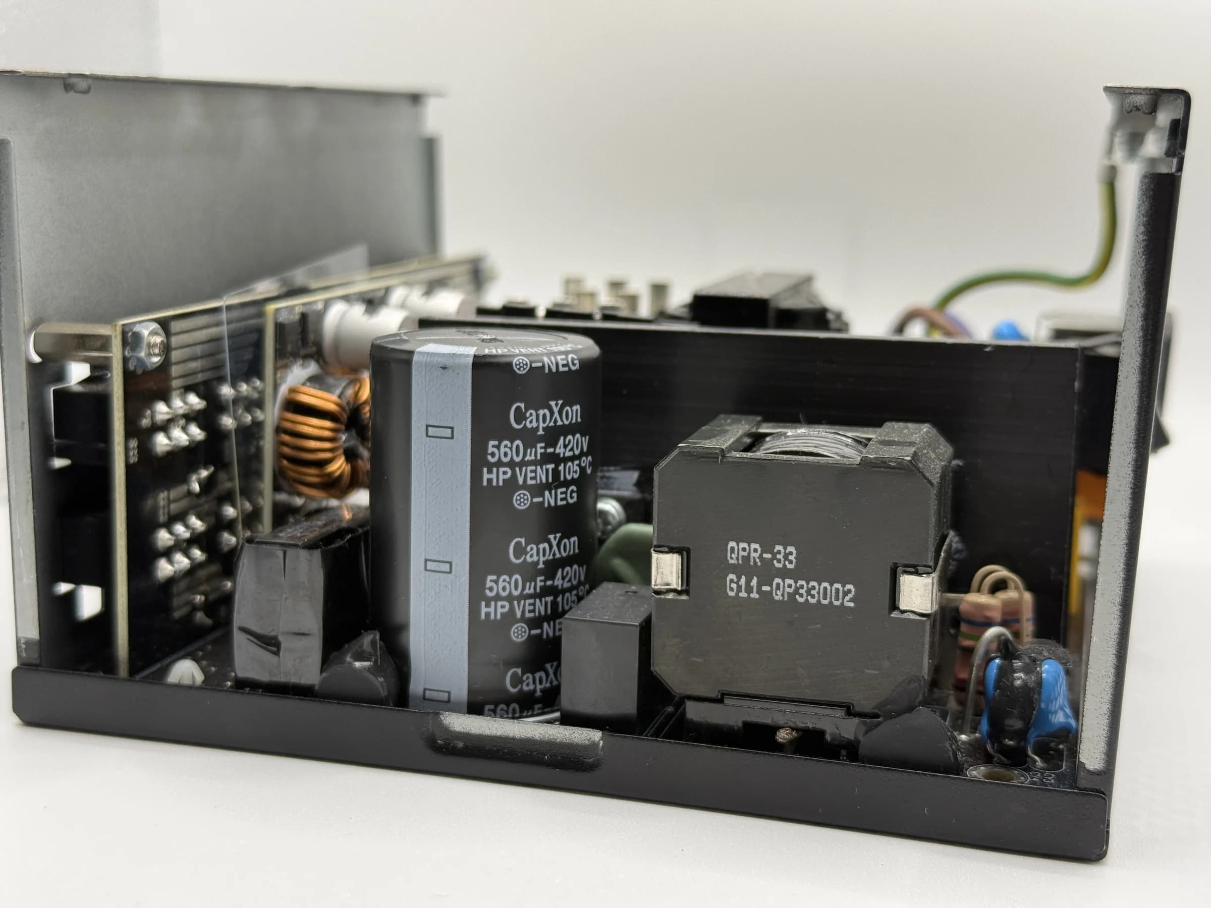 MSI_A850GL_Foto_Capacitor_2