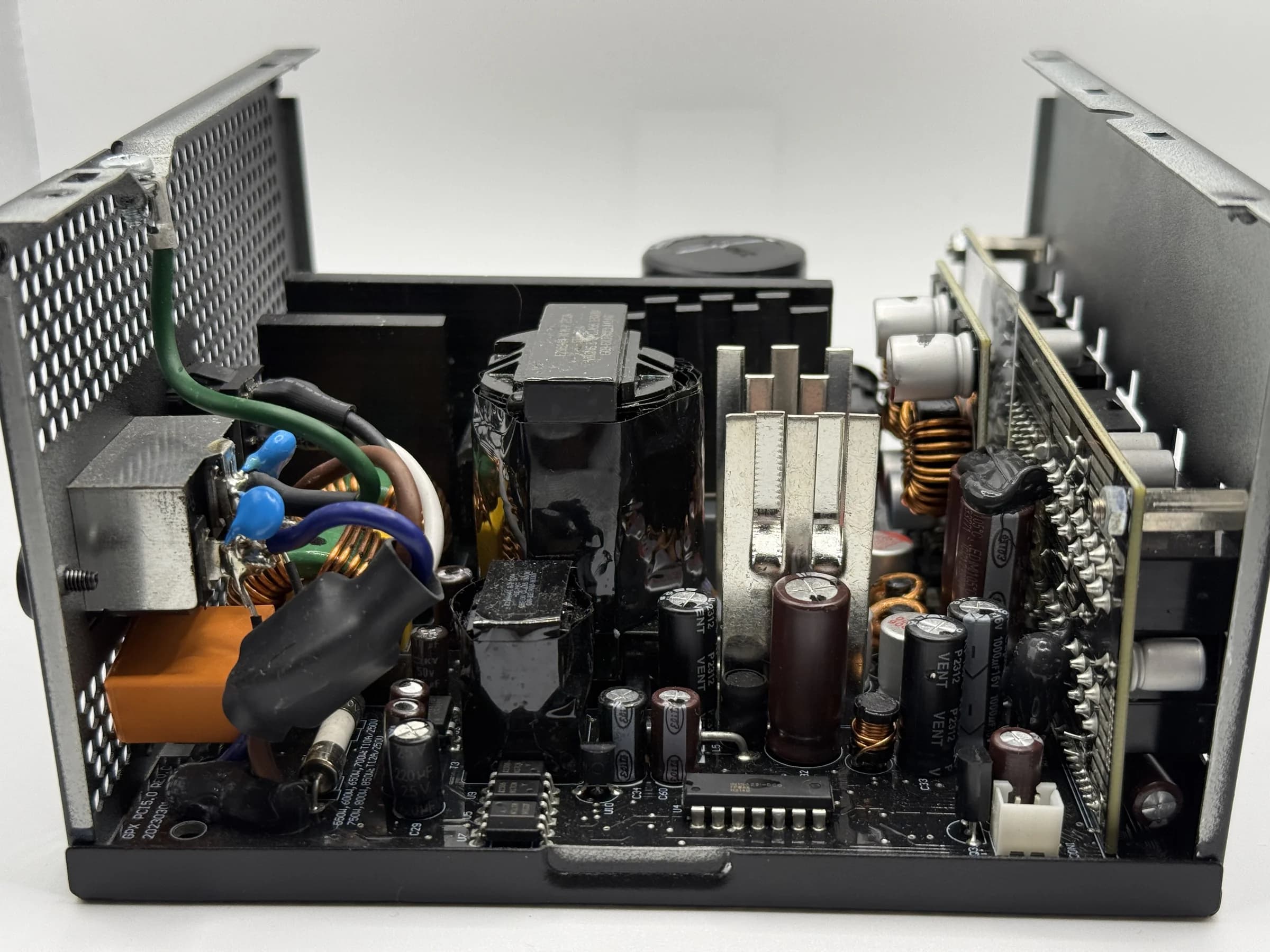 MSI_A850GL_Foto_Interna_7