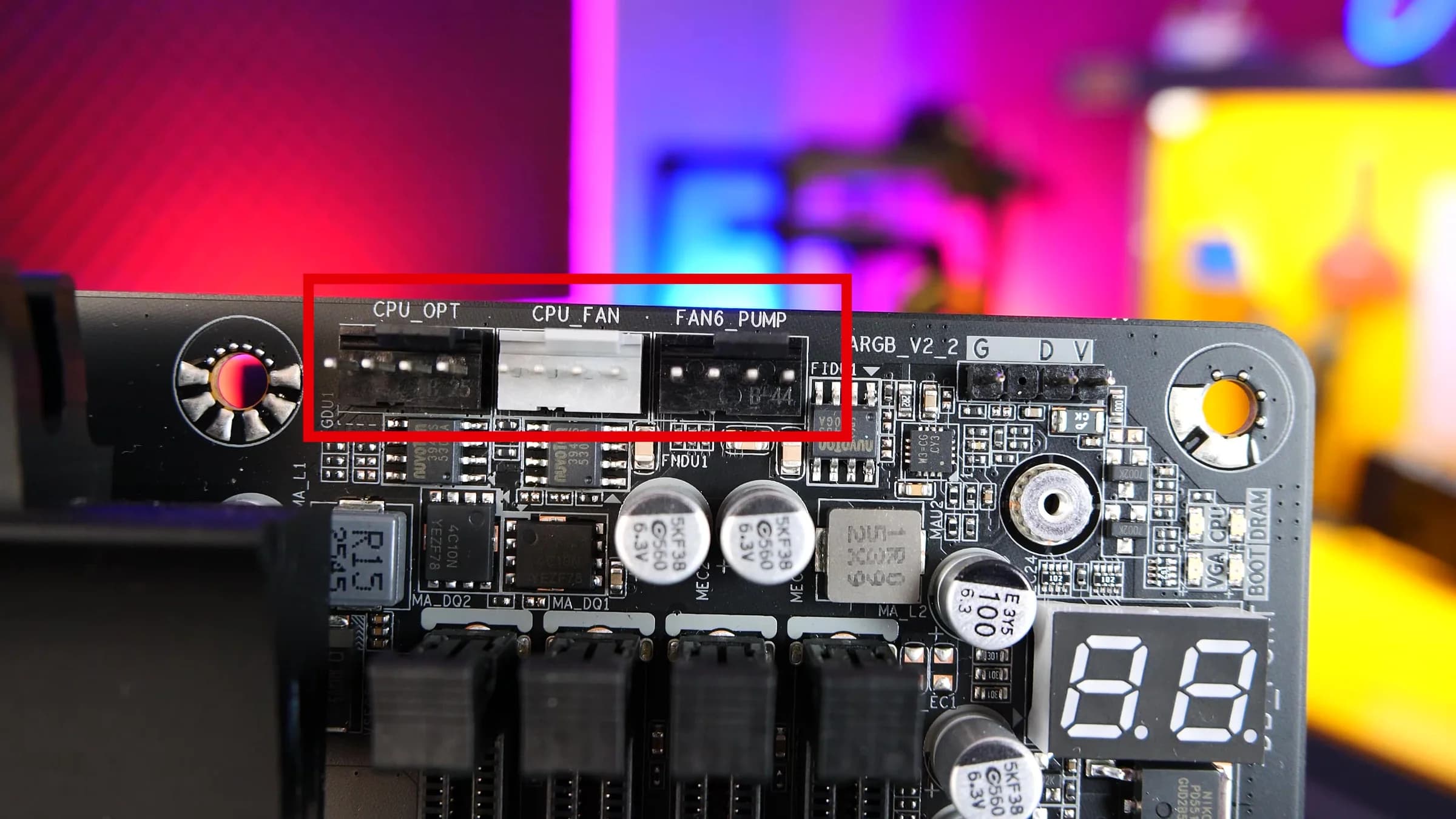 X870E AERO X3D DARK WOOD 08