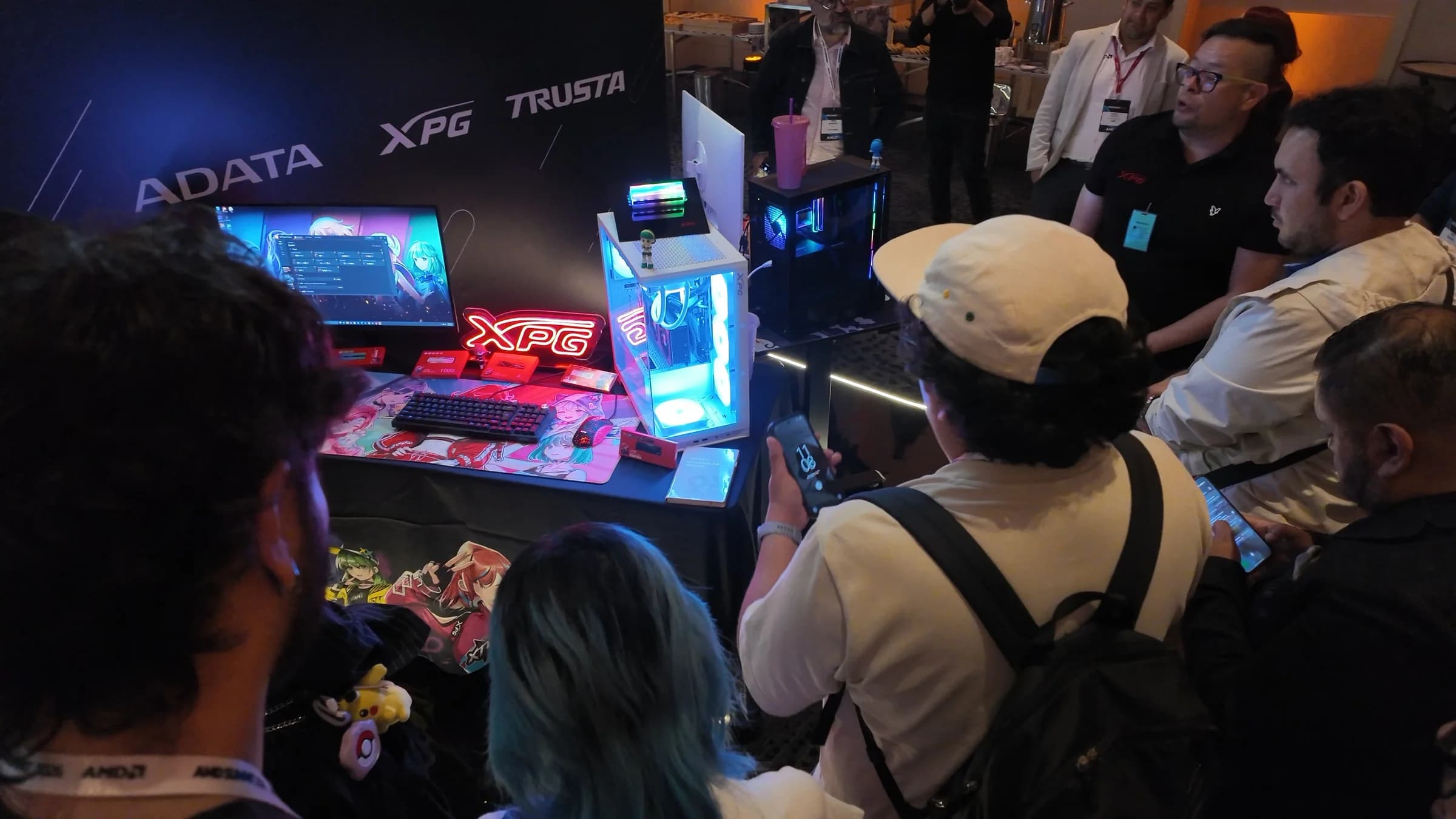 AMD SUMMIT 01